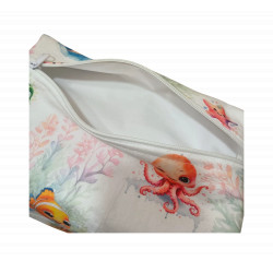 Bolsita impermeable infantil baby fish detalle abierta