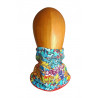 Braga cuello infantil con estampado de grafitis, mostrada en maniquí de madera (vista frontal).